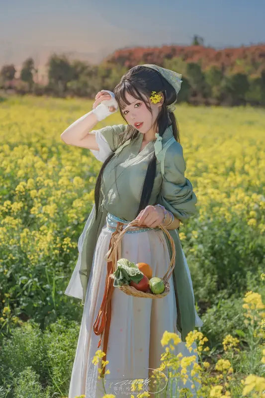 5月作品『田耕记』 - 咬一口兔娘